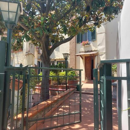 La Magnolia Locazione Breve Apartment Cava deʼ Tirreni Екстериор снимка