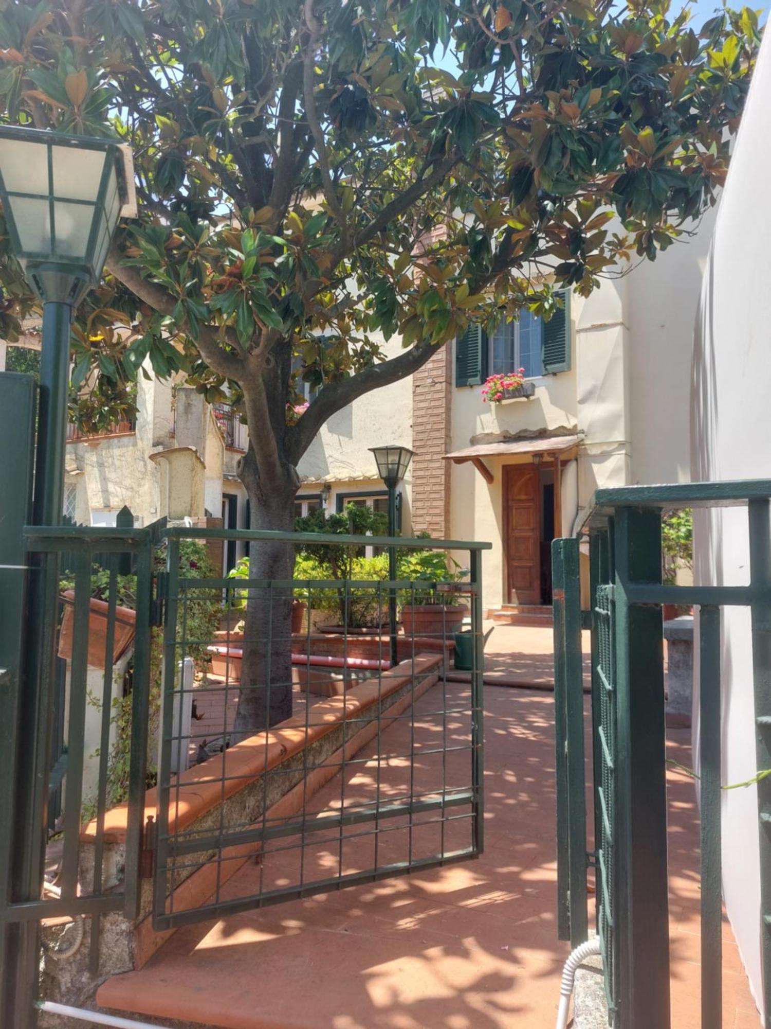 La Magnolia Locazione Breve Apartment Cava deʼ Tirreni Екстериор снимка